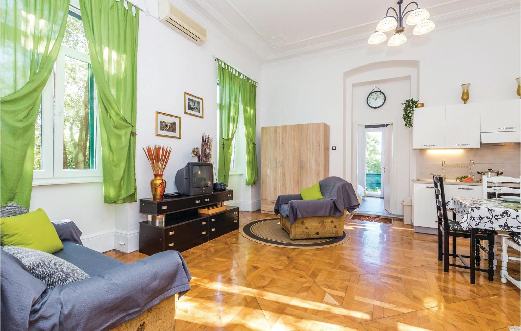 Amazing Apartment In Rijeka With Wifi Екстериор снимка