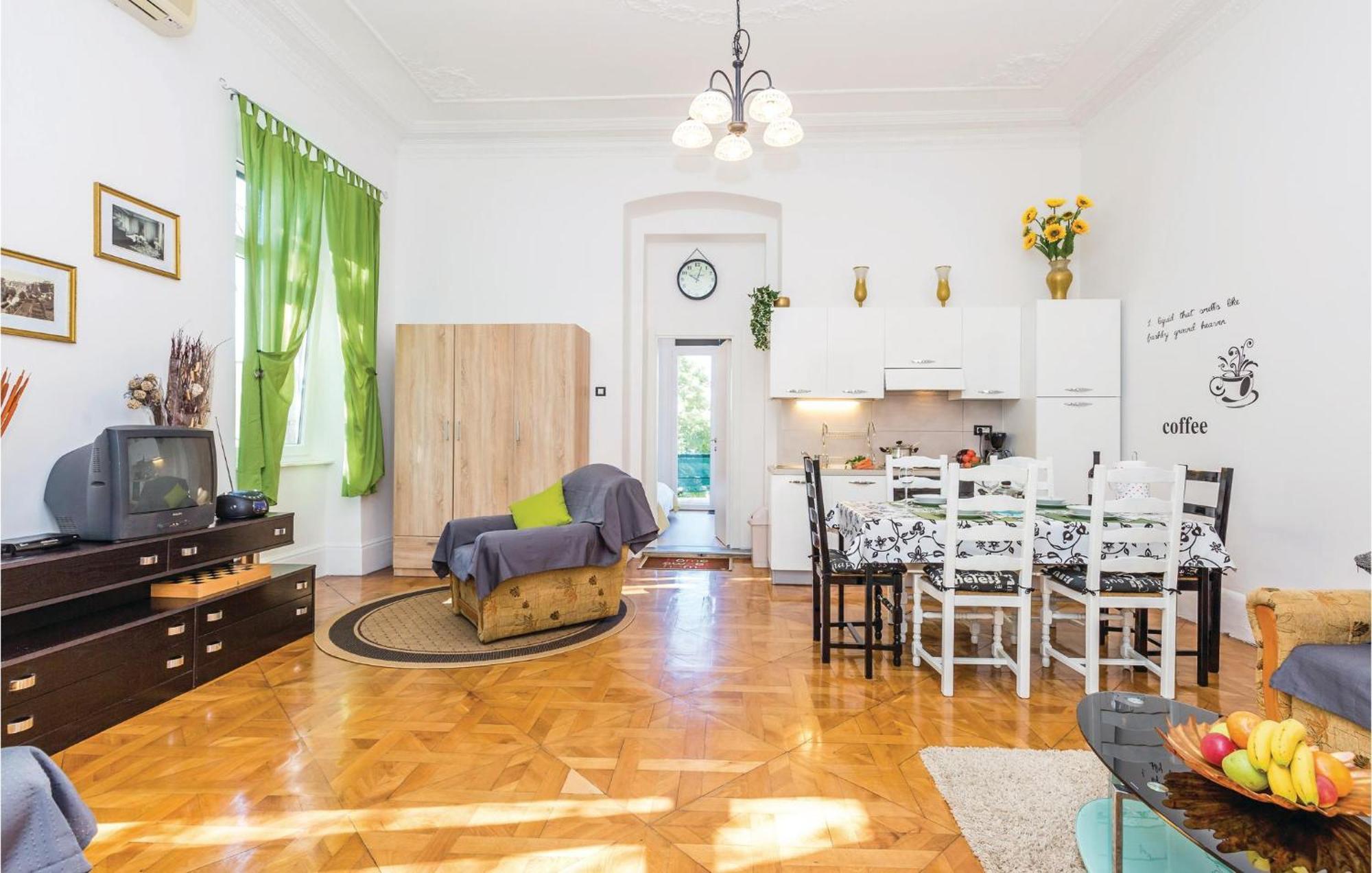 Amazing Apartment In Rijeka With Wifi Екстериор снимка